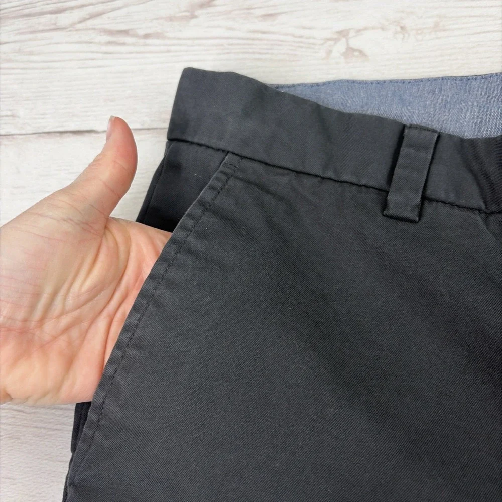 Banana Republic Men's 33x30 Charcoal Gray Aiden Chino Straight Pant Excellent